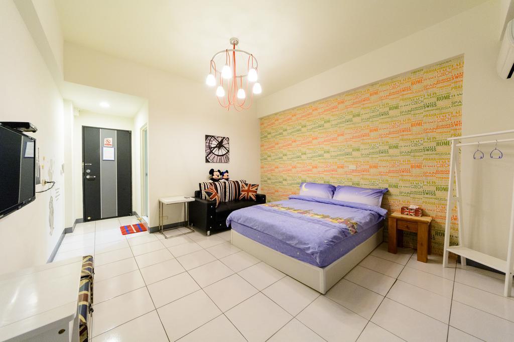 Play House Hotel Tainan Exterior foto