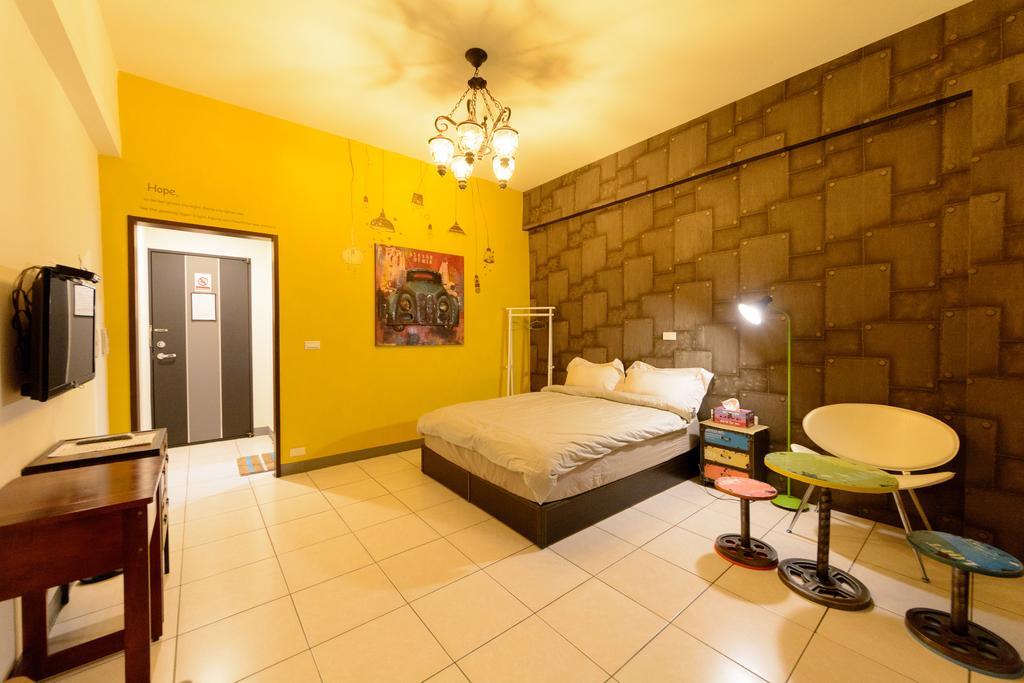 Play House Hotel Tainan Exterior foto