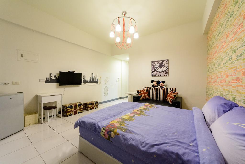 Play House Hotel Tainan Exterior foto