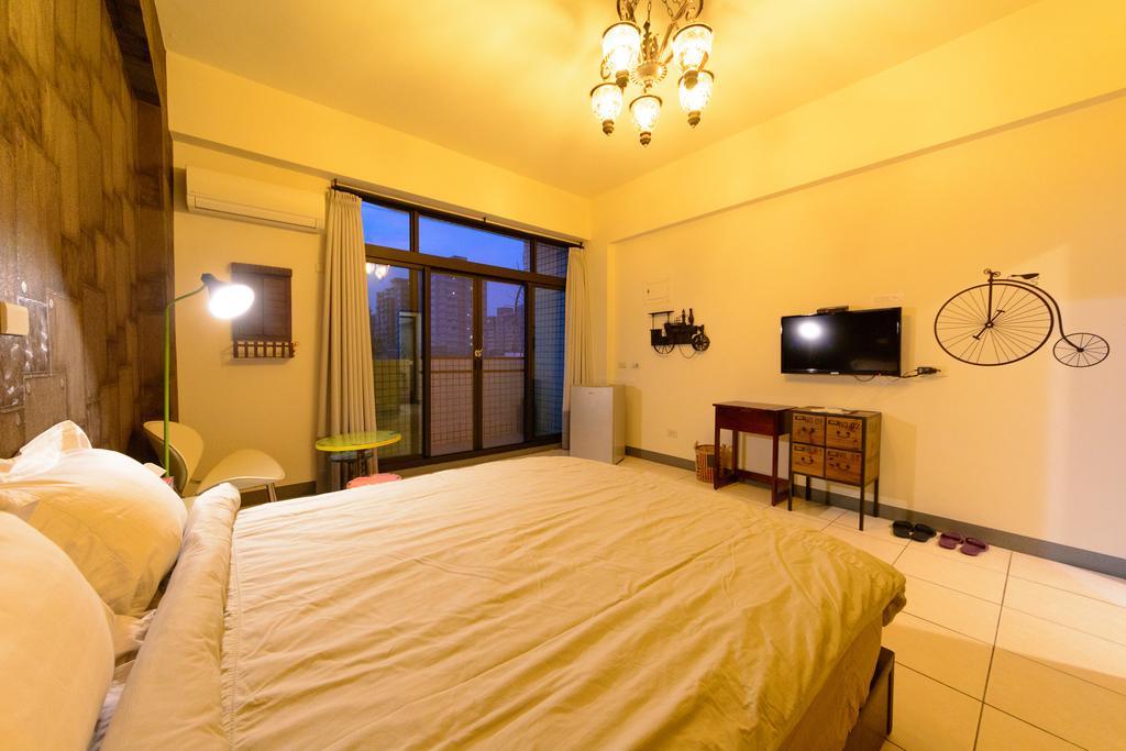 Play House Hotel Tainan Exterior foto